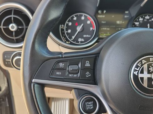 Used 2019 Alfa Romeo Stelvio Ti Lusso w/ Quick Order Package 22X Lusso image 16