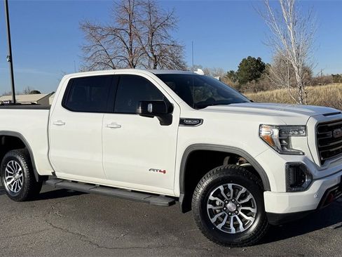 Used 2019 GMC Sierra 1500 AT4 image 2