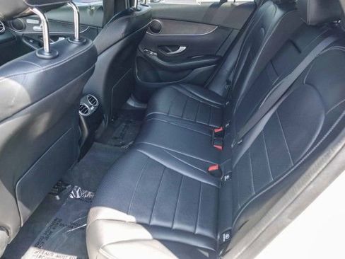 Used 2022 Mercedes-Benz GLC 300 image 18