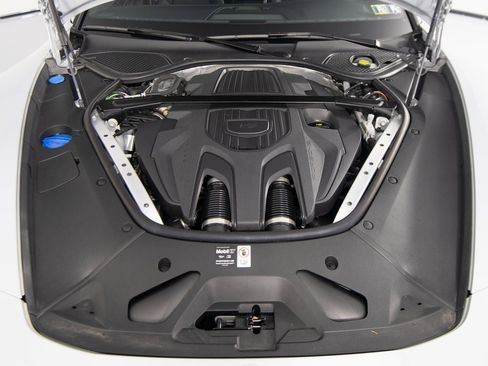 Certified 2025 Porsche Panamera 4 image 42