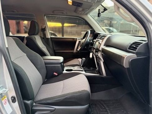 Used 2017 Toyota 4Runner SR5 image 9