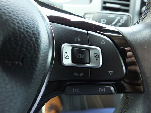 Used 2019 Volkswagen Atlas SE FWD image 21