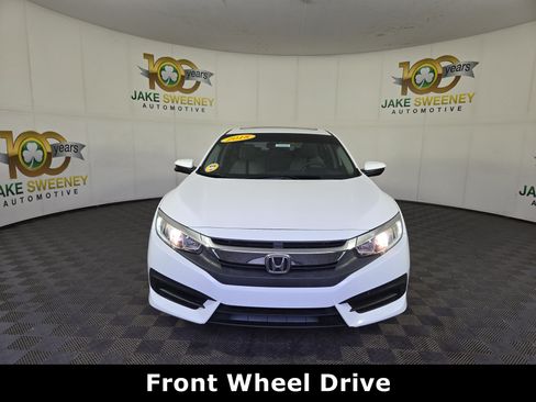 Used 2018 Honda Civic EX image 2