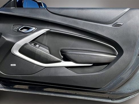 Used 2018 Chevrolet Camaro LT w/ RS Package image 27