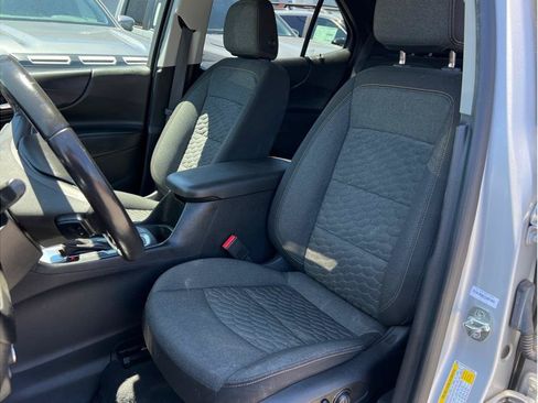 Used 2019 Chevrolet Equinox LT FWD image 8