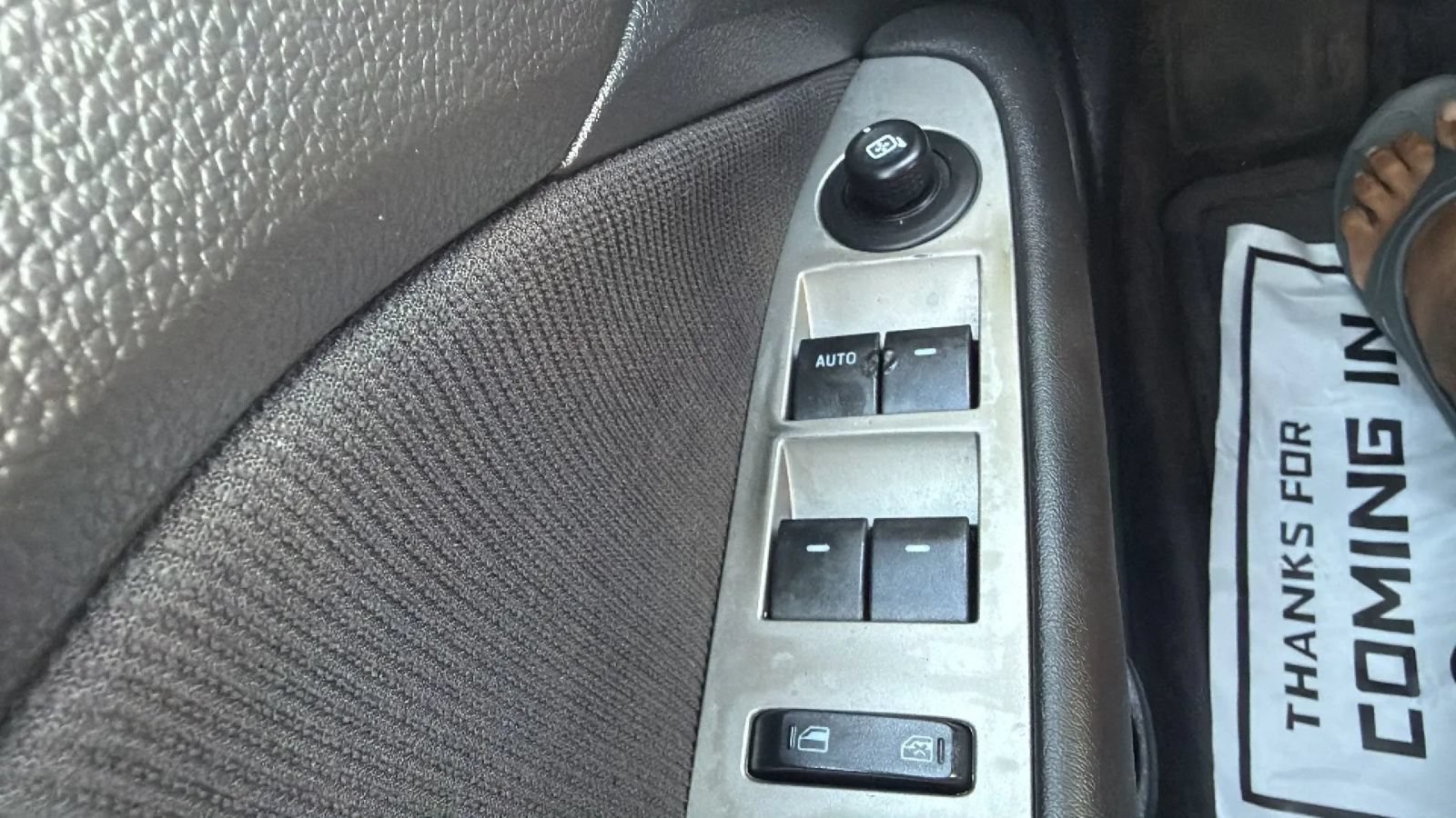 Used 2010 Ford Fusion Hybrid FWD image 33