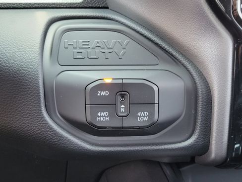 New 2026 RAM 2500 Big Horn AWD/4WD image 13