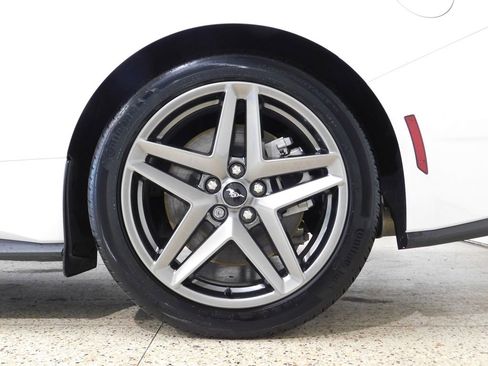 Used 2025 Ford Mustang GT Premium RWD image 98