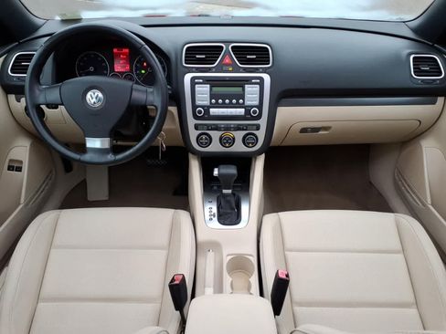 Used 2008 Volkswagen Eos 2.0T FWD image 15
