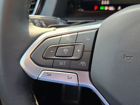 New 2026 Volkswagen Atlas Cross Sport SEL R-Line AWD/4WD image 11