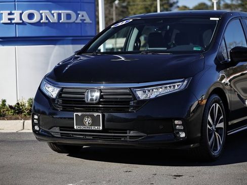 Used 2022 Honda Odyssey Touring image 2