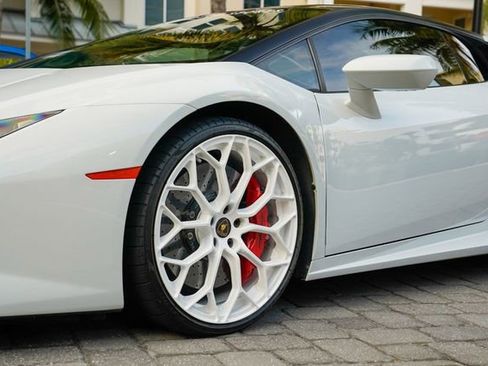 Used 2016 Lamborghini Huracan LP 610-4 Avio image 42