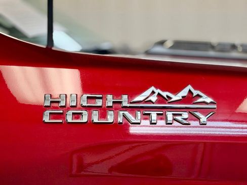 Used 2024 Chevrolet Silverado 3500 High Country w/ Z71 Off-Road Package AWD/4WD image 5