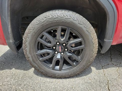 Used 2023 GMC Sierra 1500 Elevation w/ Preferred Package image 8