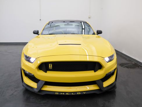 Used 2017 Ford Mustang Shelby GT350 w/ Electronics Package RWD image 8