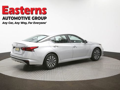 Used 2024 Nissan Altima 2.5 SV image 41