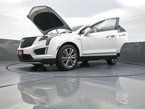 Used 2020 Cadillac XT5 Premium Luxury w/ Platinum Package AWD/4WD image 41