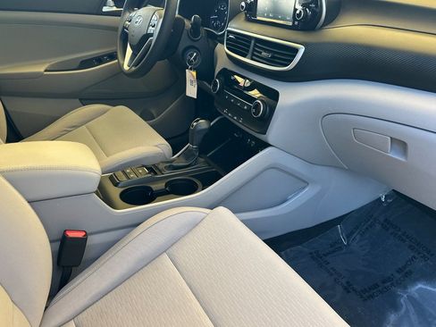 Used 2020 Hyundai Tucson SE FWD image 18
