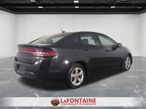 Used 2015 Dodge Dart SXT image 8