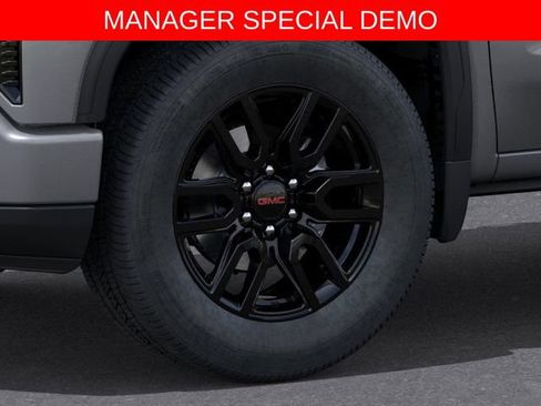 Used 2026 GMC Sierra 1500 Elevation AWD/4WD image 9