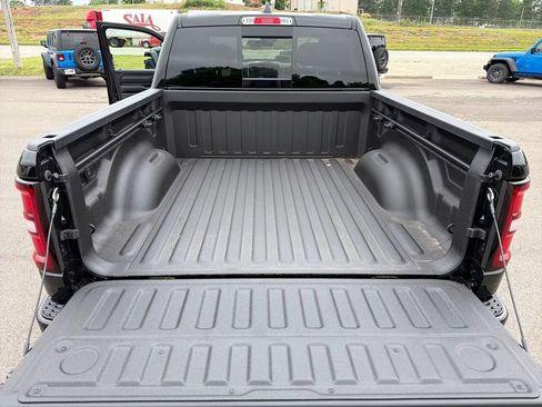 New 2026 RAM 1500 Express AWD/4WD image 12