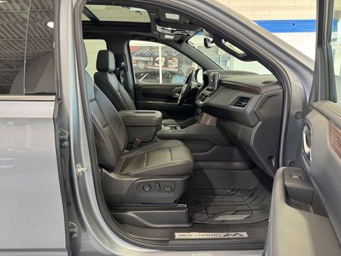 Used 2024 Chevrolet Tahoe High Country image 17