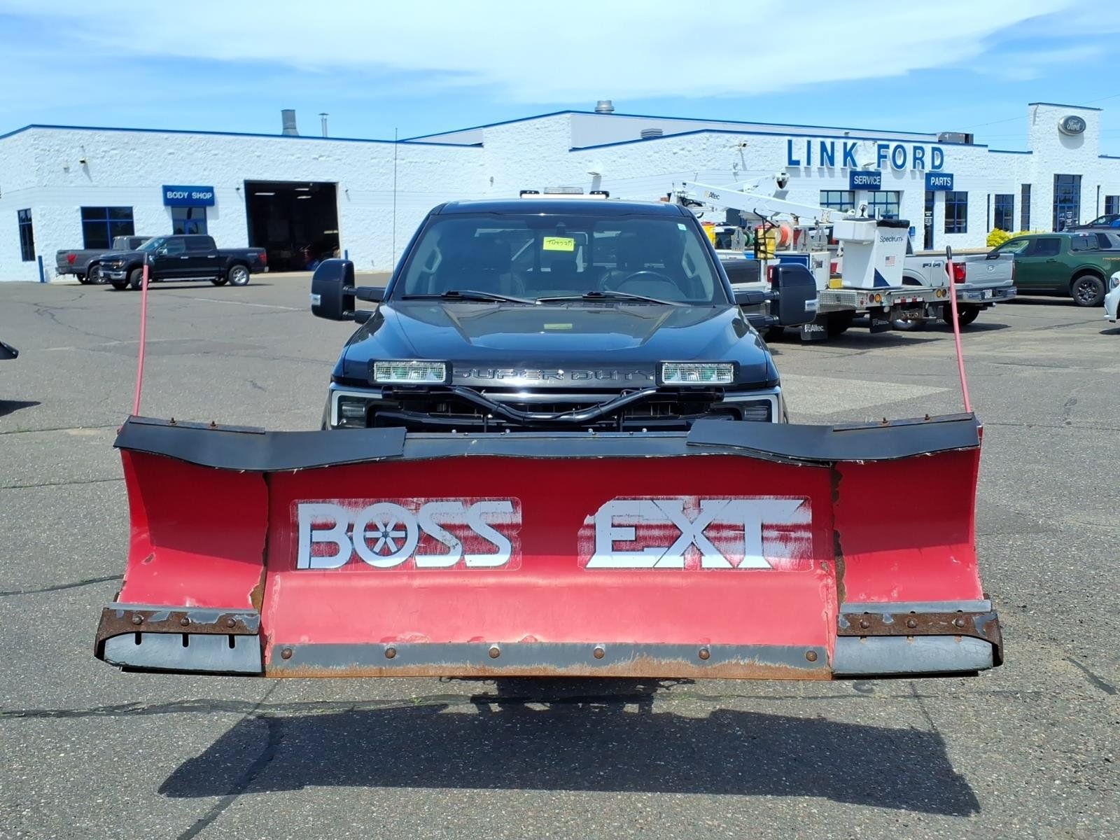 Used 2021 Ford F350 Lariat AWD/4WD image 9
