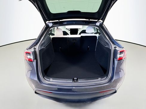 Used 2023 Tesla Model Y Long Range image 23