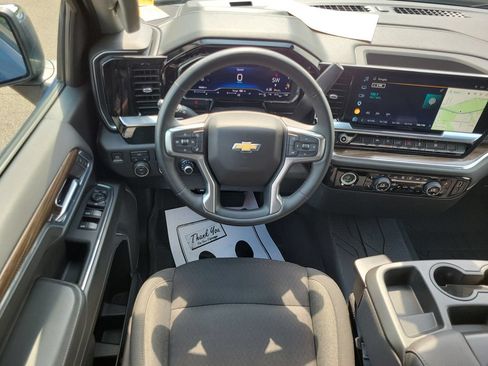 Certified 2024 Chevrolet Silverado 1500 LT AWD/4WD image 28