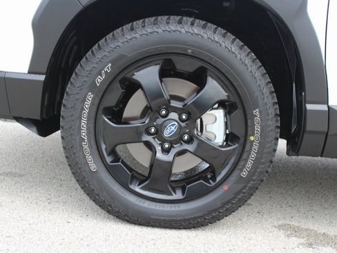 Certified 2025 Subaru Forester Wilderness w/ Convenience Package image 32