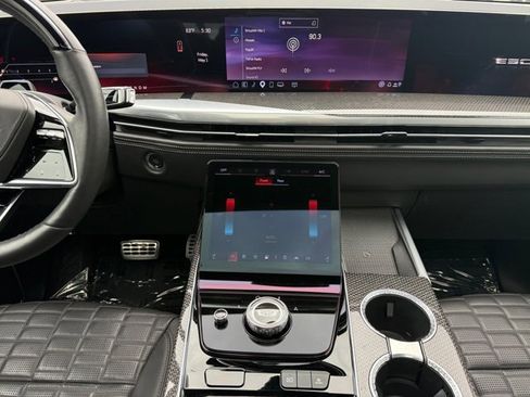 Certified 2025 Cadillac Escalade ESV V AWD/4WD image 3