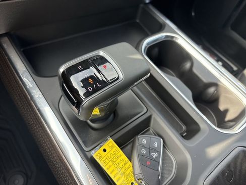 New 2026 Chevrolet Silverado 1500 LT Trail Boss w/ Dark Appearance Package image 18