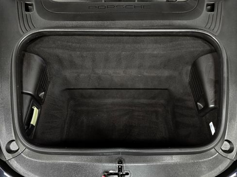 Used 2017 Porsche 911 Carrera 4S image 15