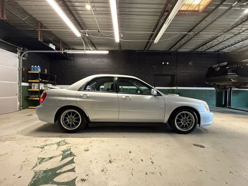 Used 2002 Subaru Impreza WRX Sedan AWD/4WD image 8
