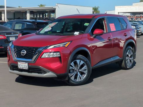 Certified 2023 Nissan Rogue SV image 1