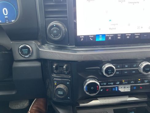 Used 2024 Ford F350 Platinum w/ FX4 Off-Road Package image 14