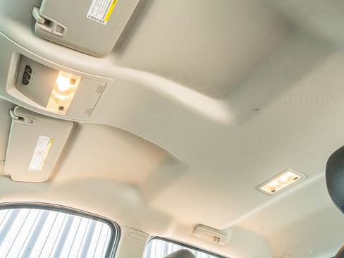 Used 2012 GMC Sierra 2500 SLT w/ SLT Convenience Package image 21