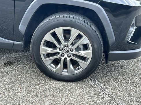 Used 2021 Toyota RAV4 Limited w/ Limited Grade Weather Package FWD image 9