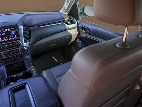 Used 2018 Chevrolet Tahoe LT w/ Texas Edition Package image 29