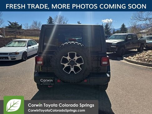Used 2022 Jeep Wrangler Rubicon w/ Cold Weather Group image 9