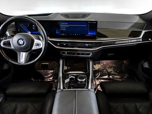 Used 2025 BMW X6 xDrive40i image 19