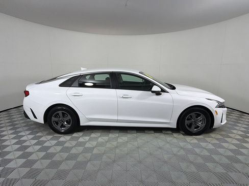 Used 2022 Kia K5 LXS FWD image 4