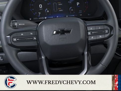 New 2026 Chevrolet Colorado ZR2 w/ Technology Package AWD/4WD image 19