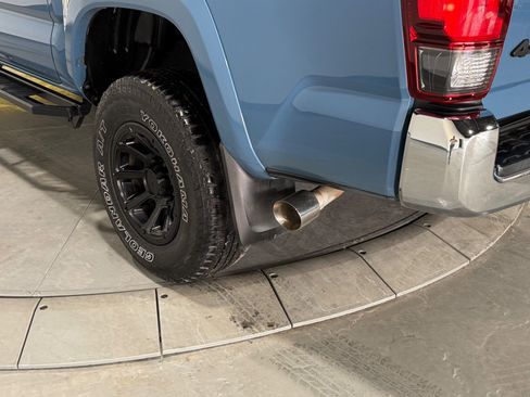 Used 2019 Toyota Tacoma SR5 image 14