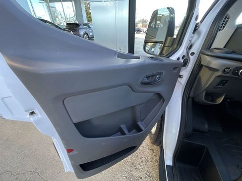 Used 2024 Ford Transit 250 Low Roof w/ Exterior Upgrade Package image 19
