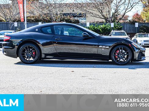 Used 2018 Maserati GranTurismo Sport image 10
