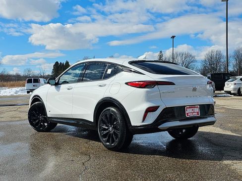 New 2026 Buick Envista Sport Touring image 5