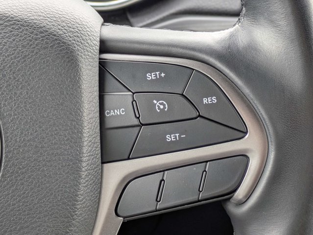 Certified 2021 Jeep Grand Cherokee Laredo RWD image 26
