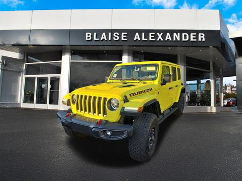Used 2023 Jeep Wrangler Unlimited Rubicon w/ Xtreme 35 Tire Package AWD/4WD image 6