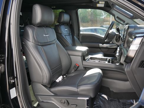 New 2026 Ford F350 Platinum w/ Tremor Off-Road Package image 34